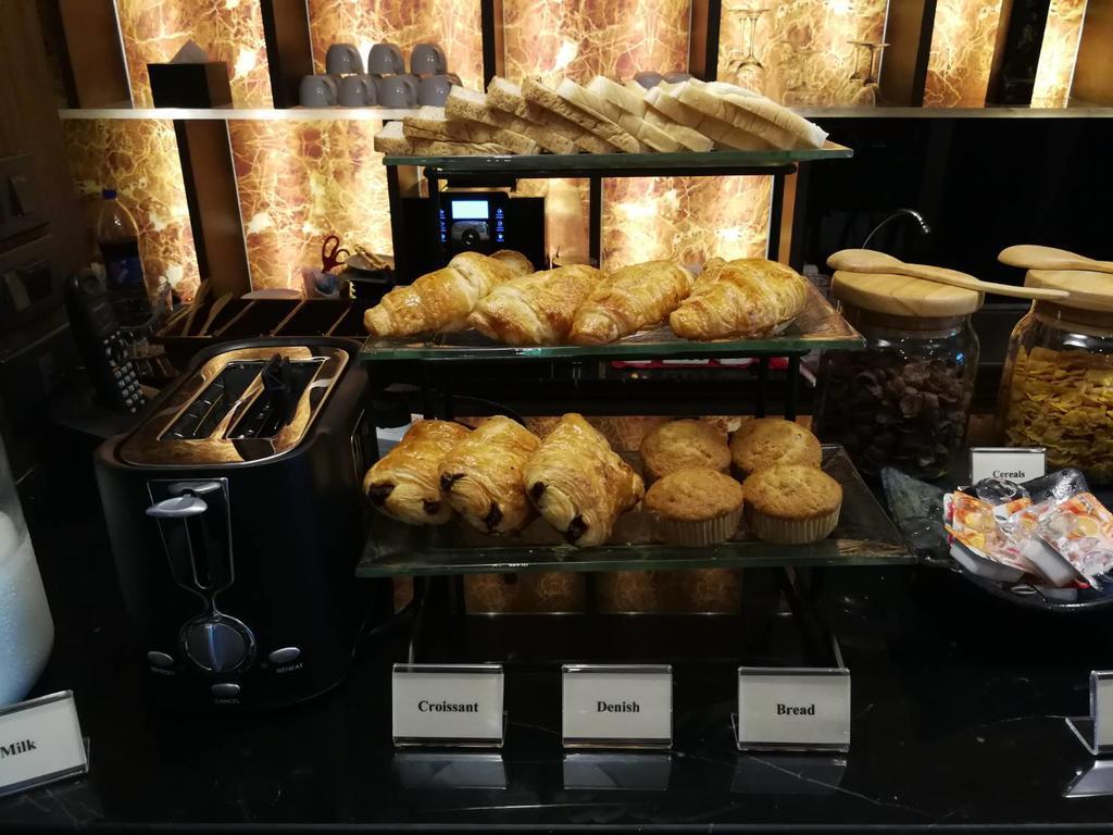 בנגקוק Syama Suite Sukhumvit 20 מראה חיצוני תמונה