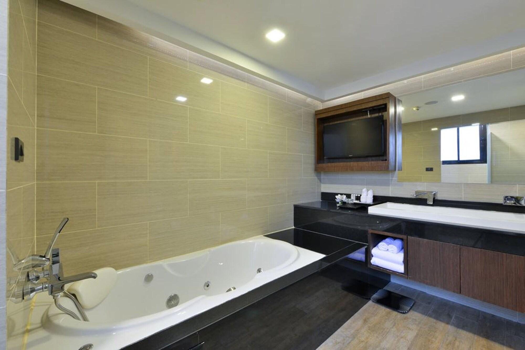 בנגקוק Syama Suite Sukhumvit 20 מראה חיצוני תמונה
